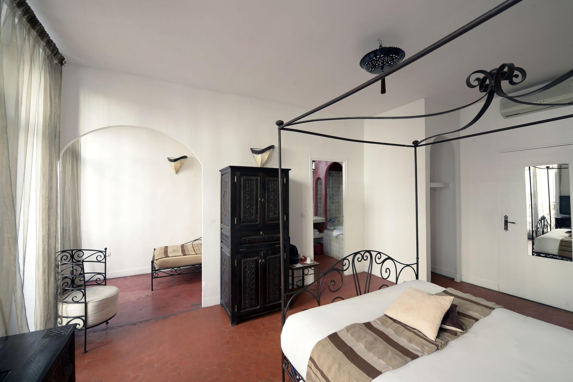 Le Ryad Boutique Hotel Marseille Exterior photo